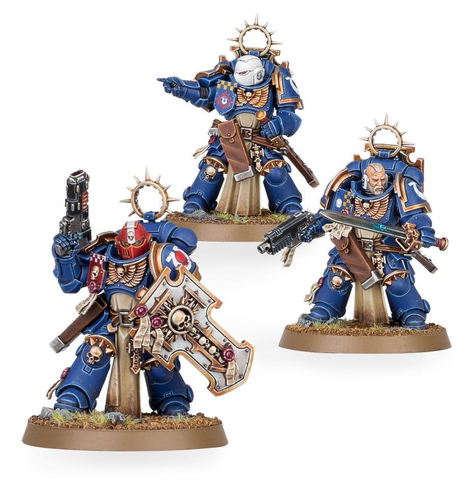 Warhammer 40,000 Space Marines. Bladeguard Veterans