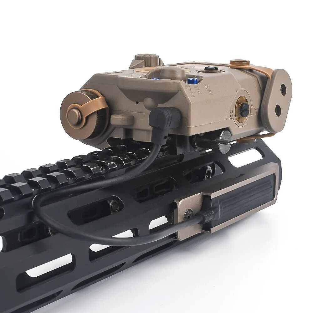 Rebel KeyMod/MLOK CNC Aluminium Flashlight Pressure Pad Panel